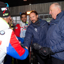 3. mars: Kong Harald og Kronprins Haakon er til stede under VM i skiskyting i Holmenkollen. De kunne gratulerer det franske laget med seier i mixed-stafett. Foto: Håkon Mosvold Larsen / NTB scanpix